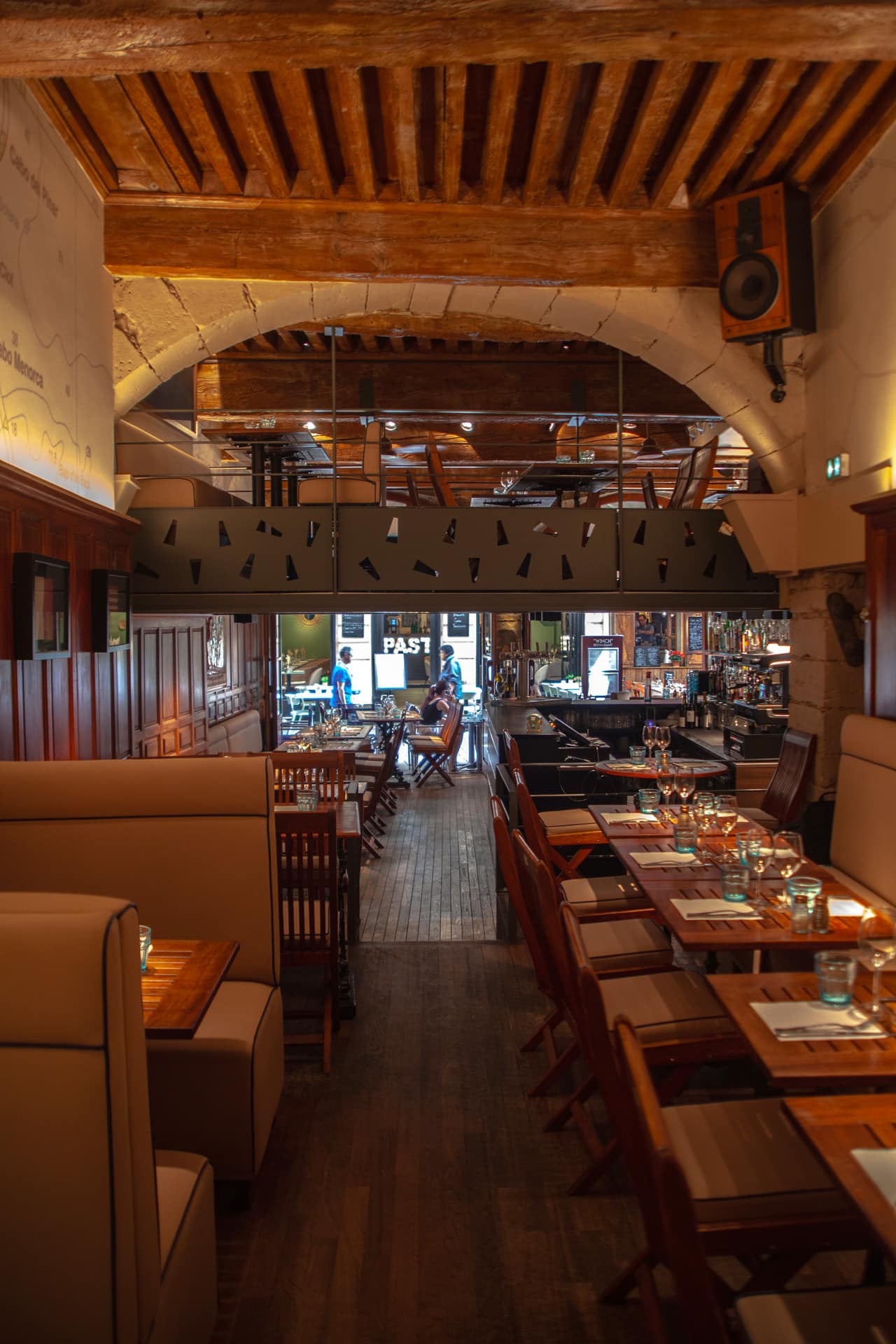 Au cœur de Lyon rue Mercière restaurant cuisine française Lyon